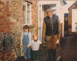 Fred Tyler and kids at Glebe Cottage 1980
